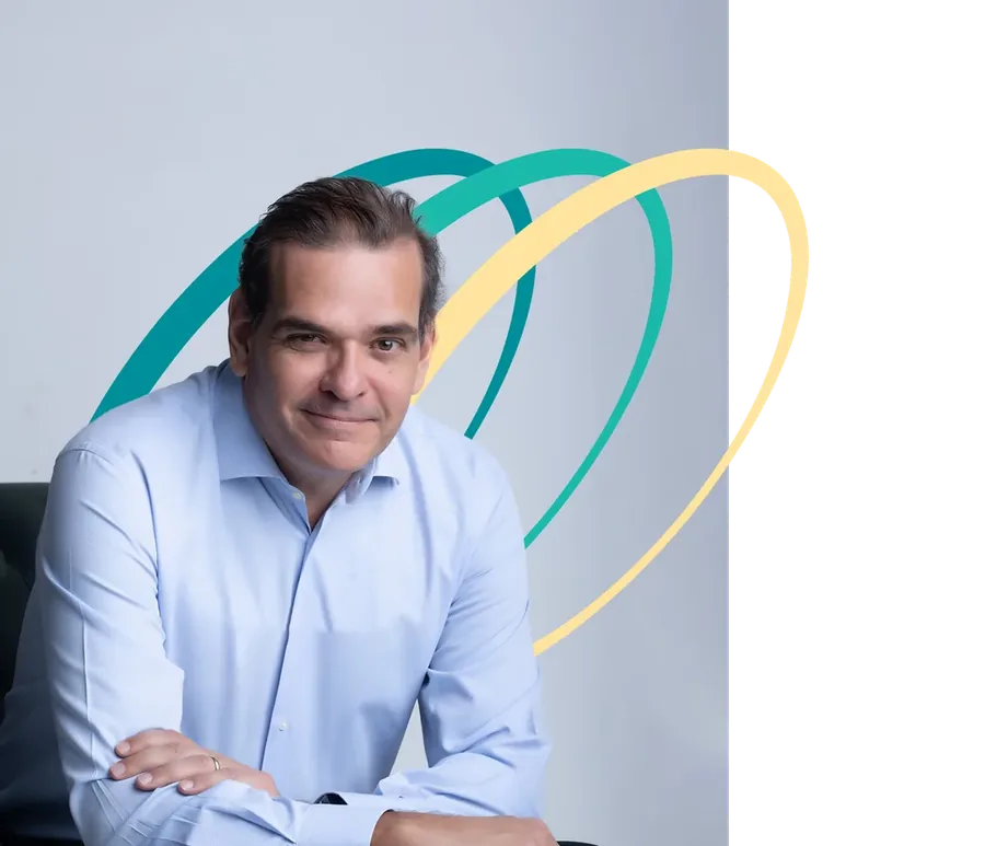 Dr. Júlio Ferro, fundador ligado à trajetória da Novamed